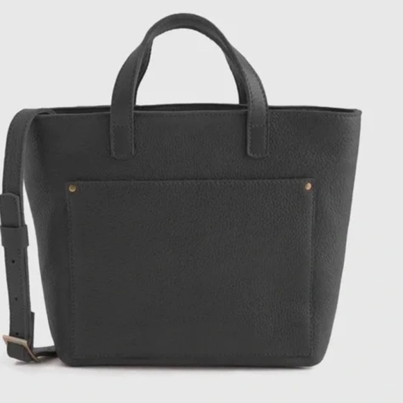 Quince 100% Leather Mini Crossbody Tote Black NWT - Picture 1 of 12